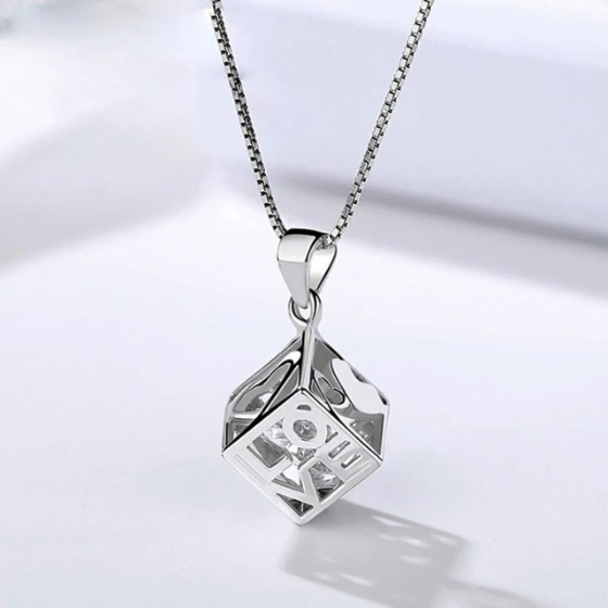 Colar Cubic Love